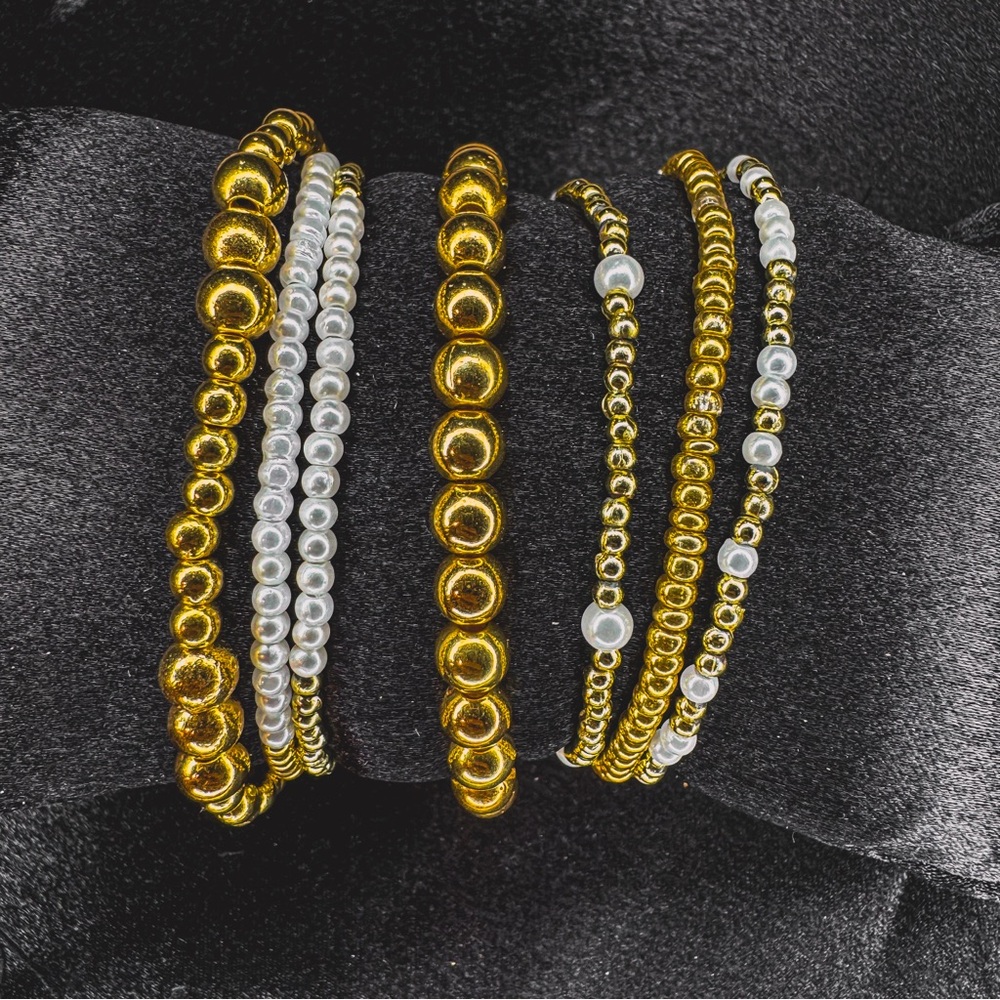 Elegant Faux Gold and Pearl Beaded Bracelet Set